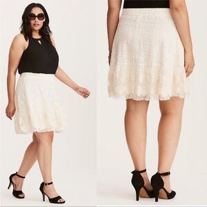 Torrid Ivory Embroidered‎ Mesh Skater Skirt